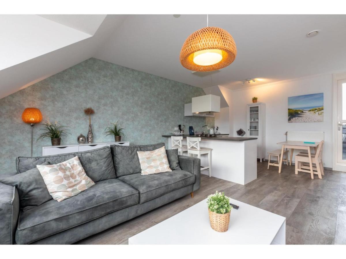 Appartement With Coastline View
