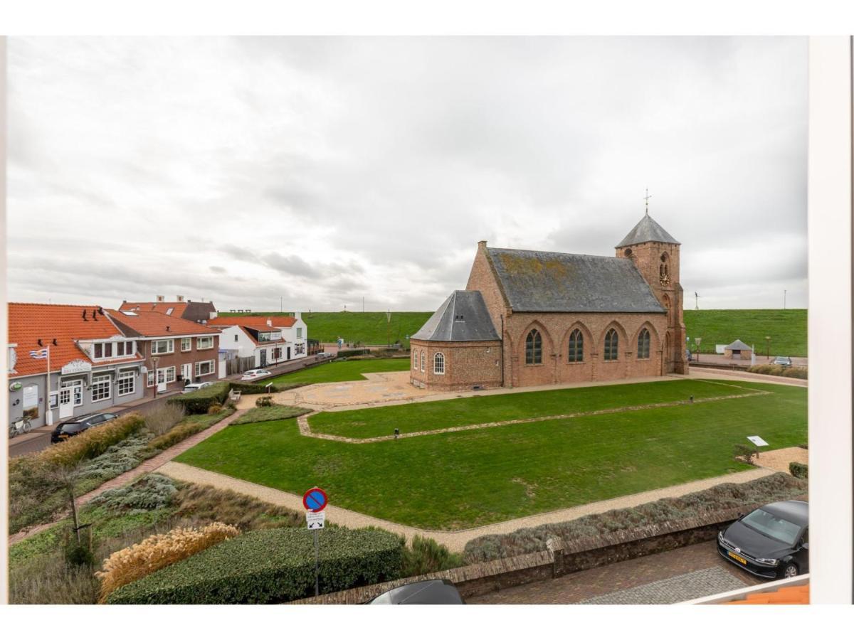 With Coastline View Zoutelande