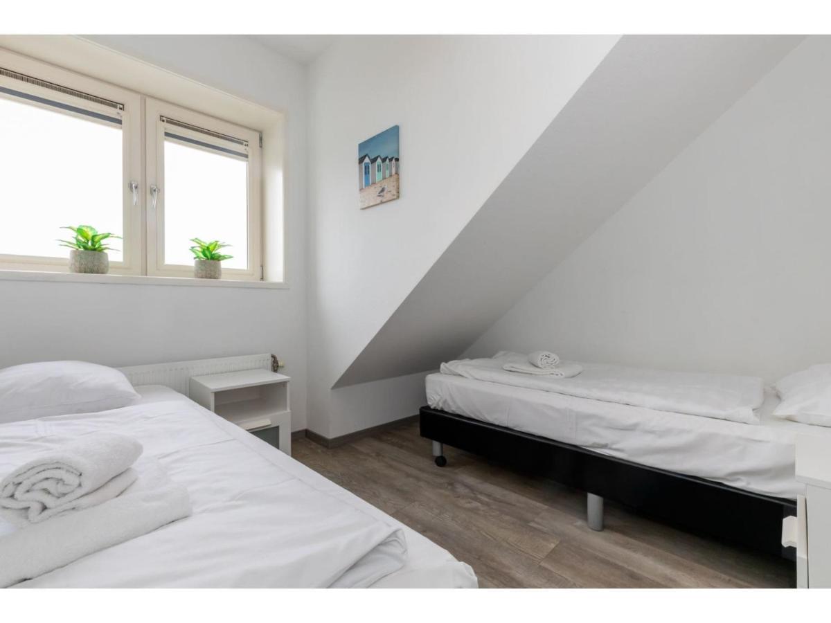 Appartement With Coastline View *
