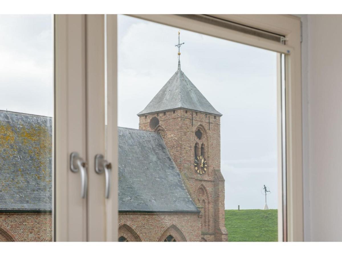 Appartement With Coastline View *
